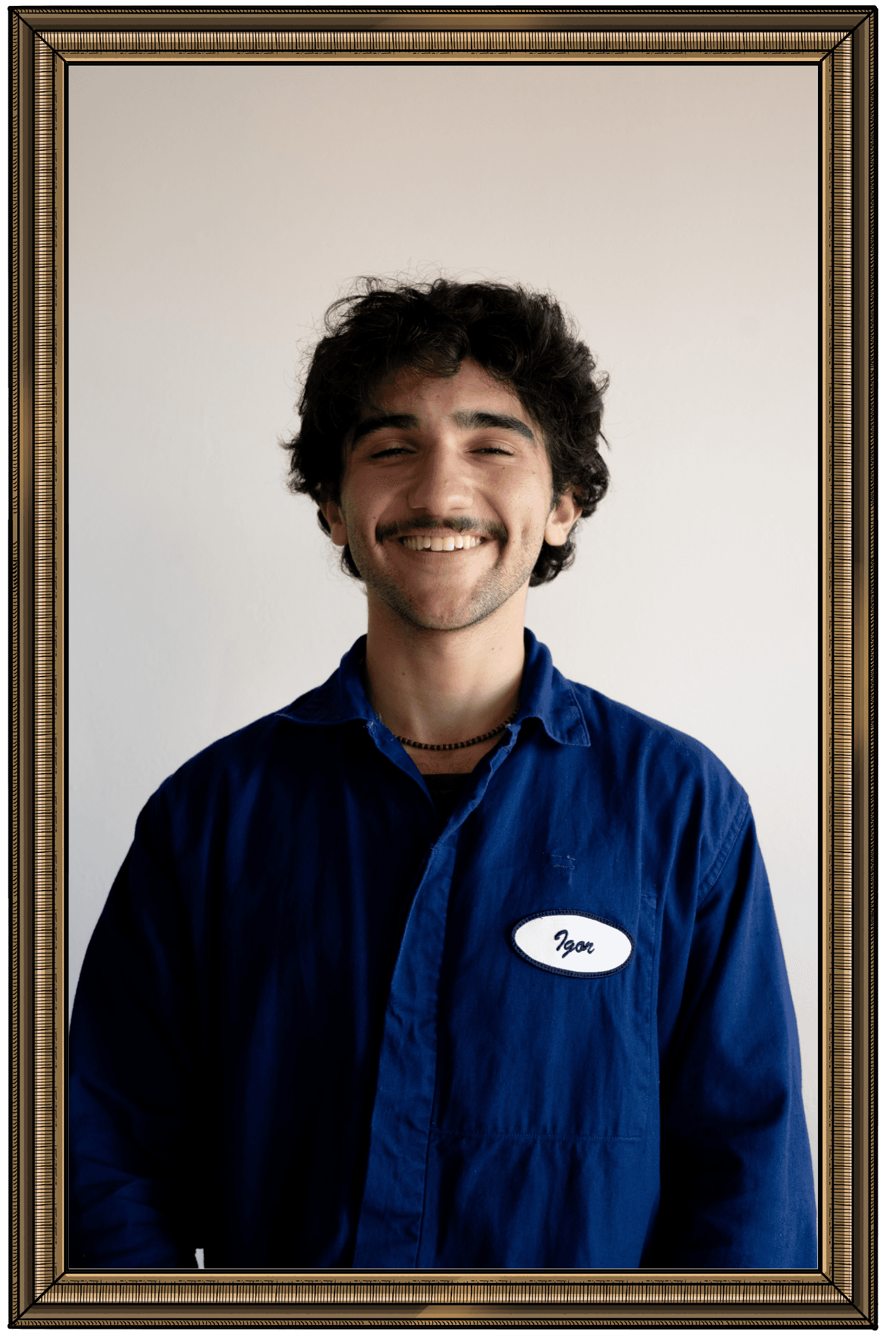 Igor Rocha in ornate frame